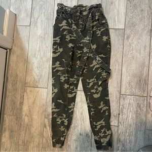 Almost famous camo pants